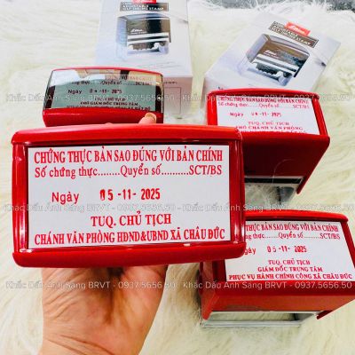 Khắc dấu chứng thực bản sao