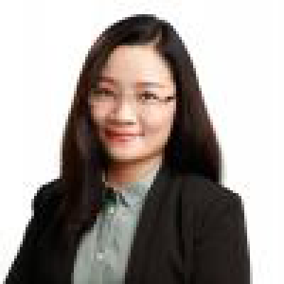 Chị Oanh