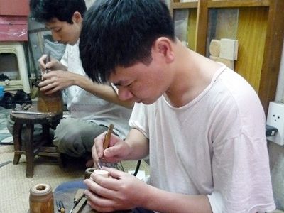 Bình dị dấu khắc gỗ